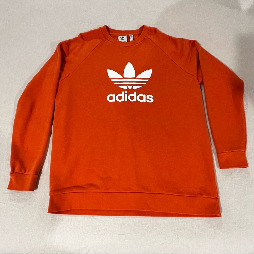 Sweatshirt, light weight.